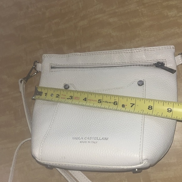 Viola Castellani creamy soft leather Crossbody Bag  gunmetal hardware preowned - Picture 11 of 11